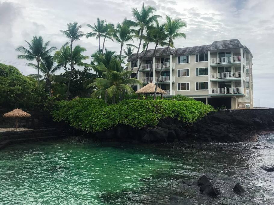 Beautiful Oceanfront Condo! - Hale Kona Kai 303 Kailua-Kona Exterior photo