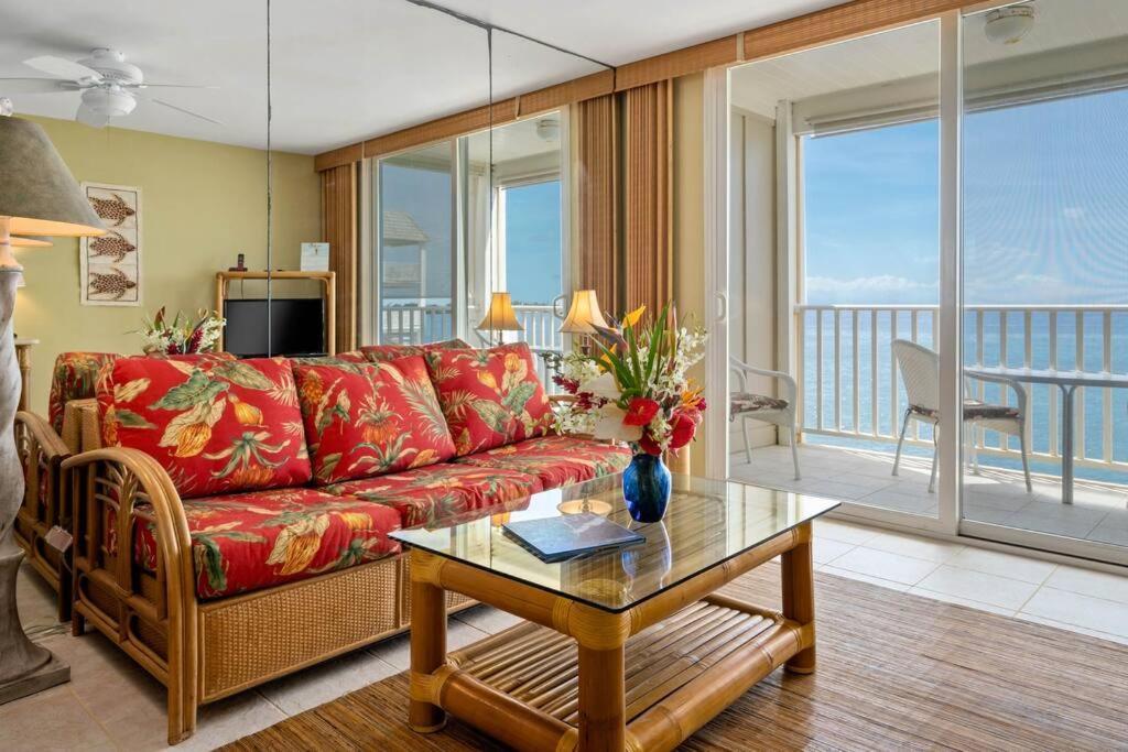 Beautiful Oceanfront Condo! - Hale Kona Kai 303 Kailua-Kona Exterior photo